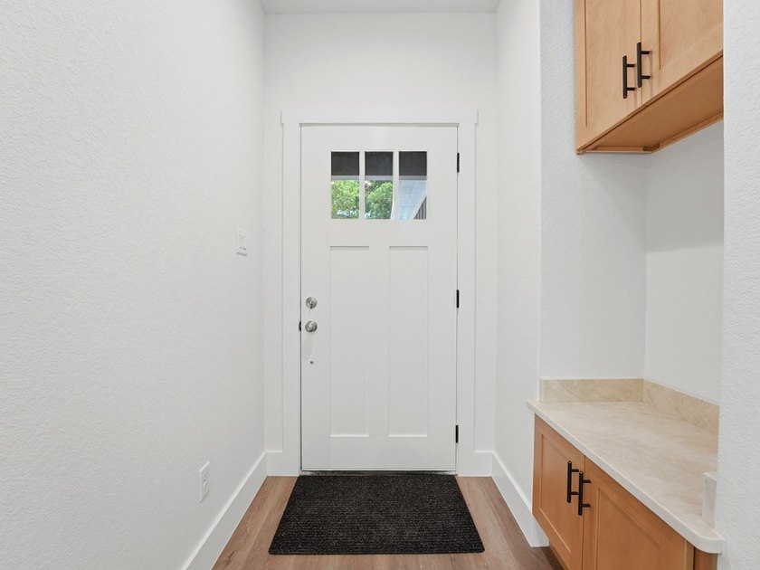 Experience the perfect combination of modern design and Hill - photo 6