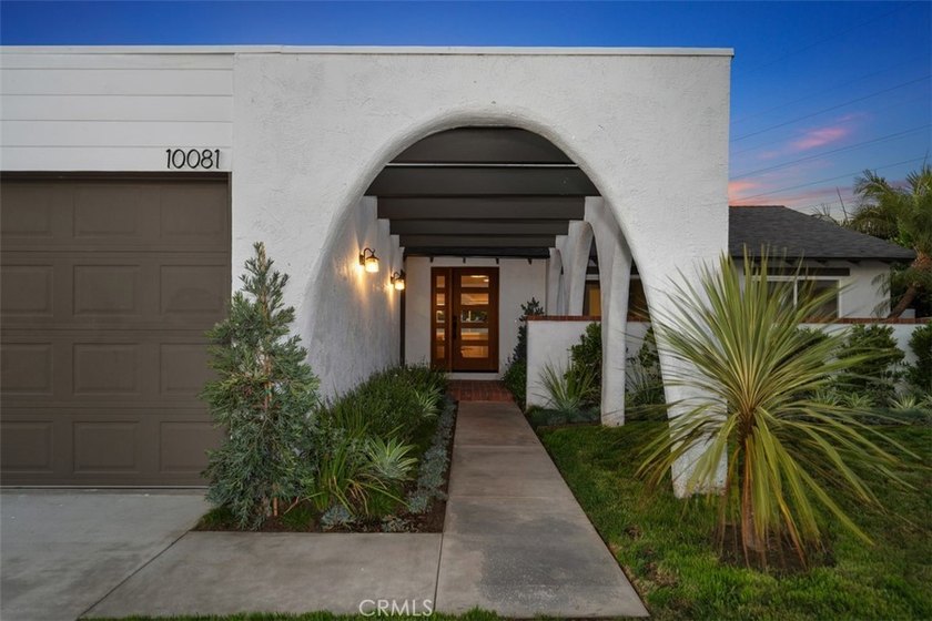 Totally Transformed. Perfectly Located. Welcome to the Beach - photo 39