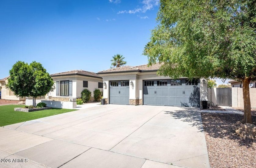 Stunning 4-bedroom, 3-bath home offering approximately 3,000 sq - photo 7