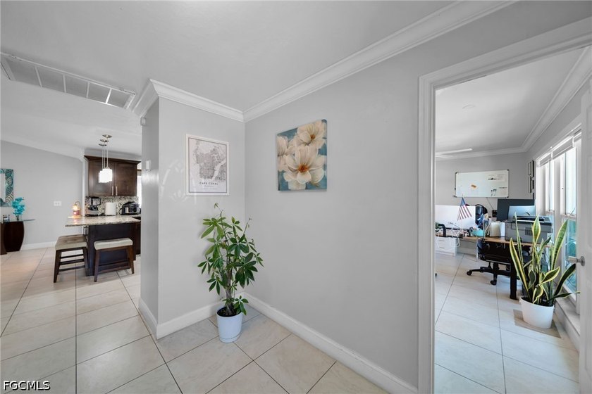 Beautiful pool home with a large backyard in Southwest Cape - photo 4