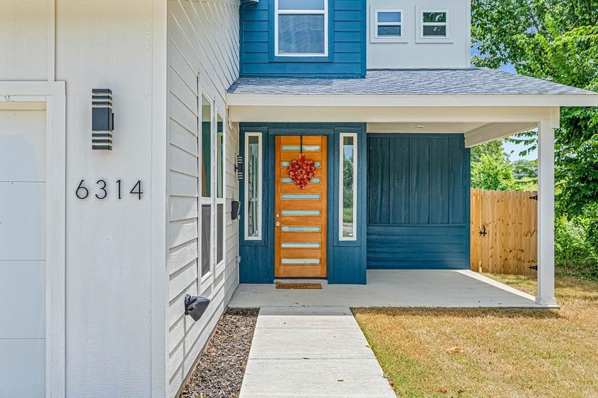 Location influences convenience. Lifestyle defines value - photo 3