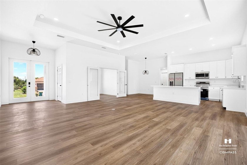 JUST COMPLETED! BRAND NEW 4 BEDROOM 2.5 BATH, 2-CAR GARAGE HOME - photo 3