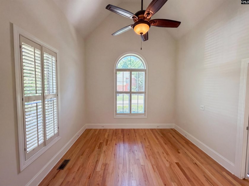 Welcome to 116 Crosscreek Dr, a home that exudes comfort and - photo 22