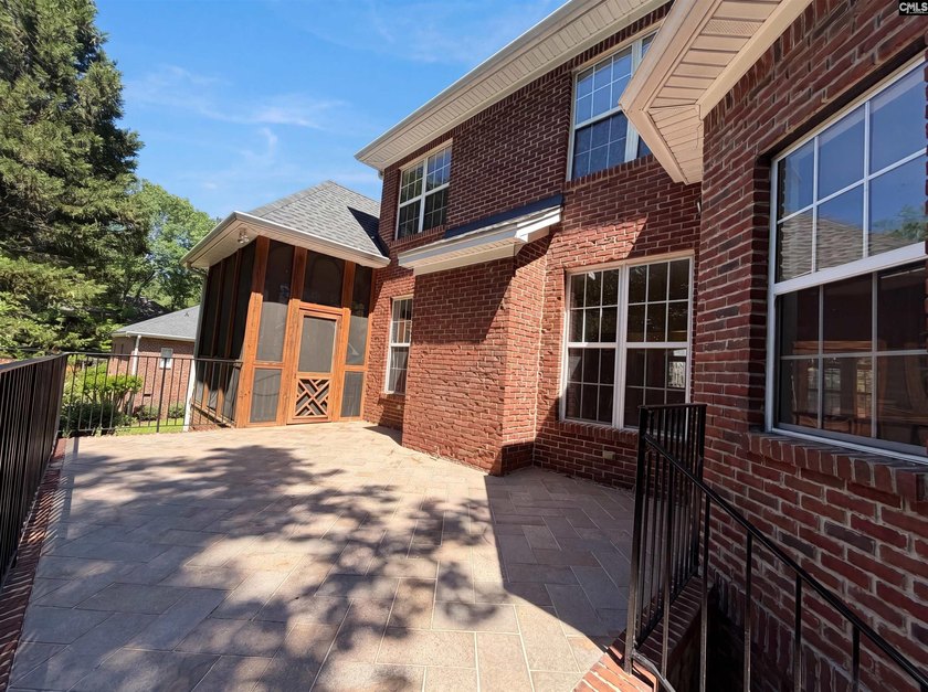 Welcome to 116 Crosscreek Dr, a home that exudes comfort and - photo 39