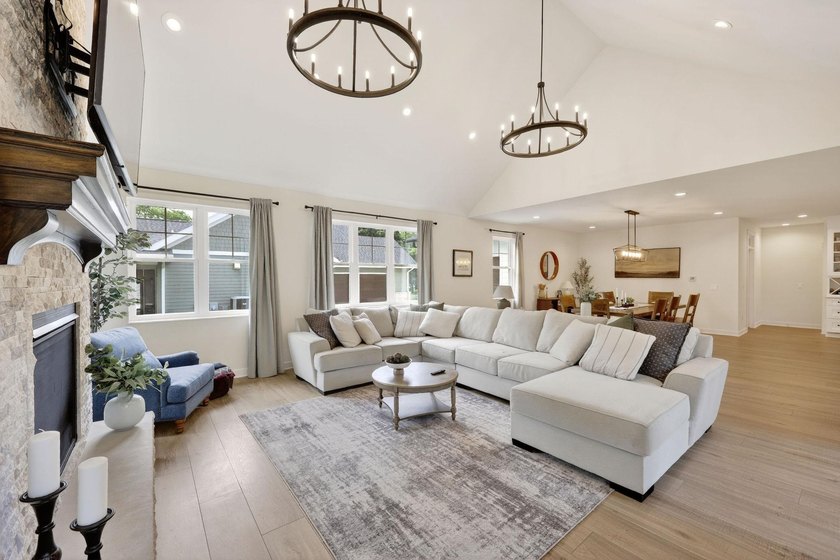 A Truly exceptional, fully reimagined home where modern luxury - photo 21