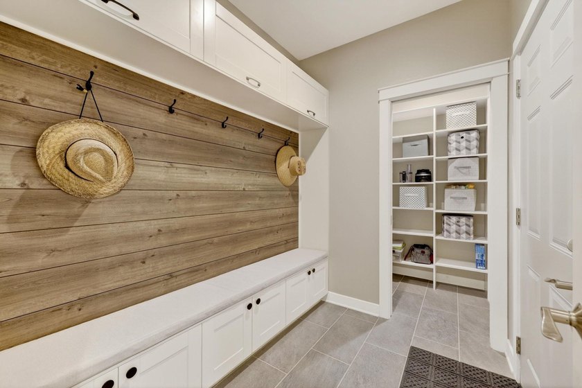A Truly exceptional, fully reimagined home where modern luxury - photo 23