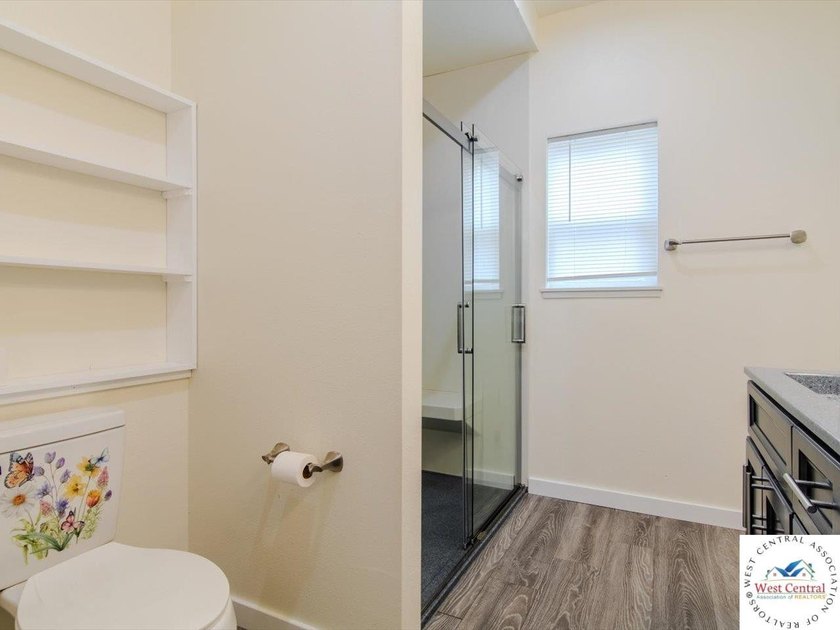 Built in 2024 and only two years old, this beautiful 3-bedroom - photo 26