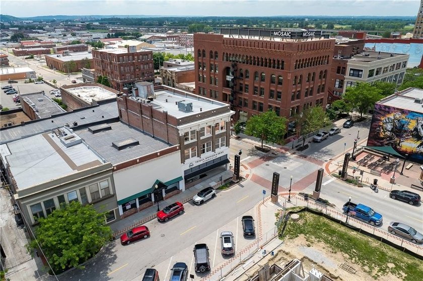 Exceptional opportunity to own a distinguished multi-story - photo 9