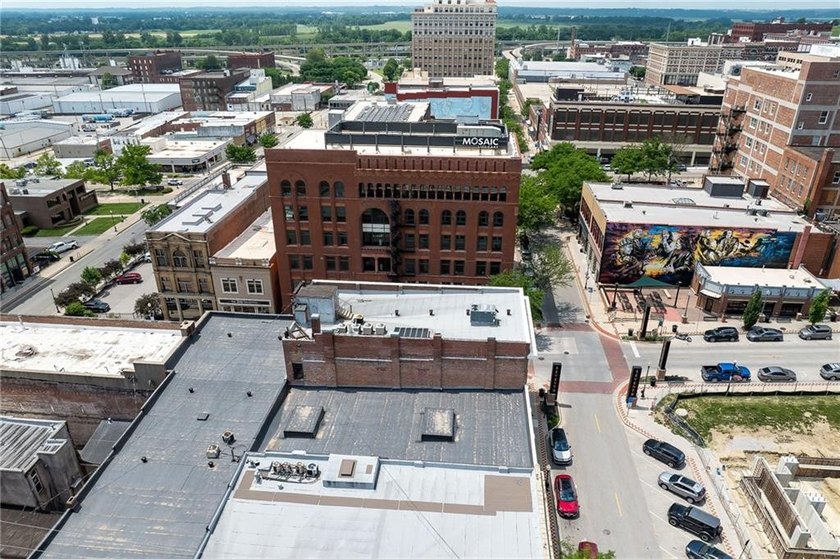 Exceptional opportunity to own a distinguished multi-story - photo 10
