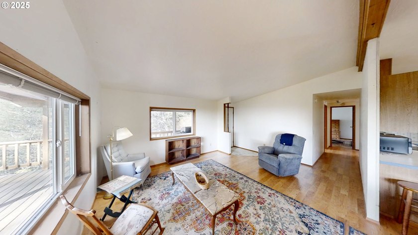 Discover this peaceful, exceptional property nestled in the - photo 11