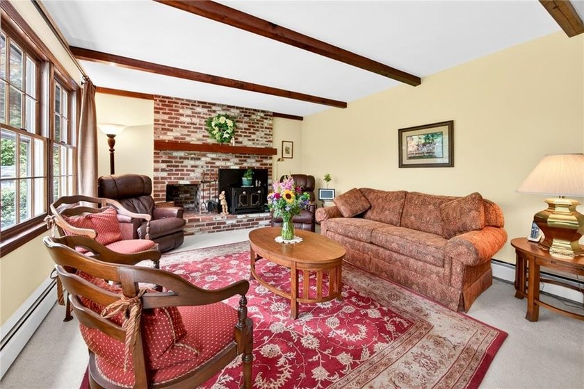 Rare Find! This beautiful 3br/2ba Colonial on Pine Hill Rd, a - photo 16