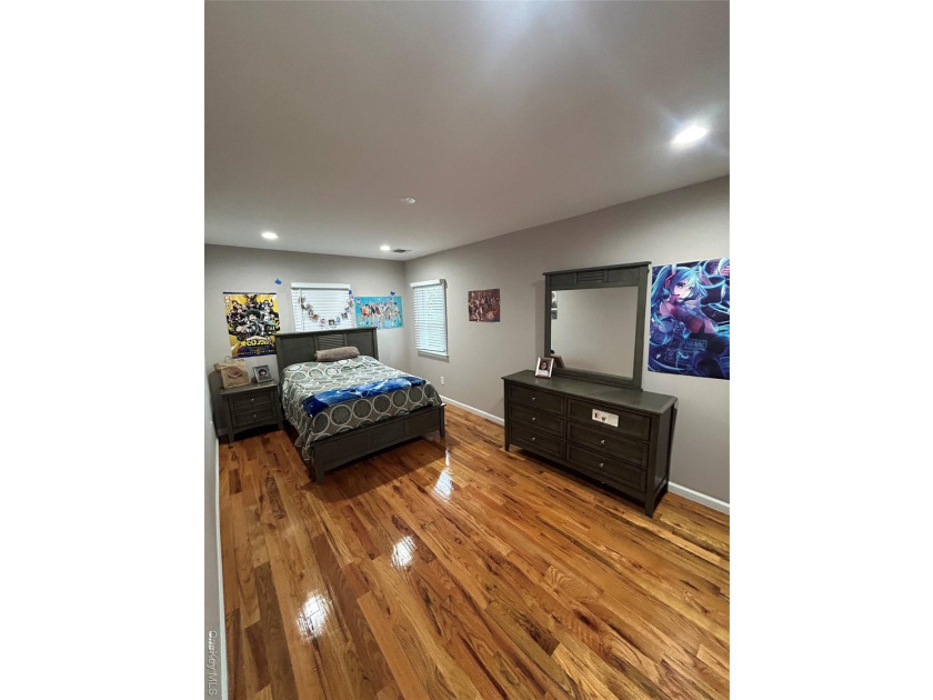 Move right into this beautifully maintained 4-bedroom, 4 - photo 15