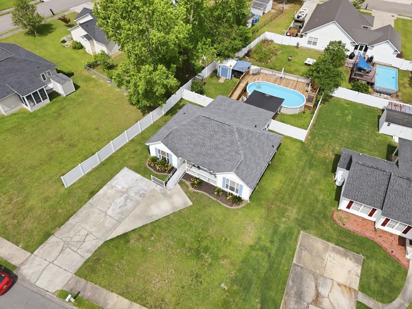 Located in the heart of Conway, this charming 4 bedroom, 2 and 1 - photo 32