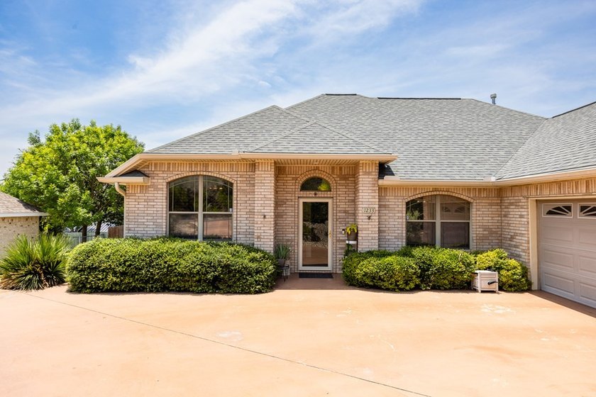 Charming single-story brick home built in 2006, offering 1,855 - photo 8