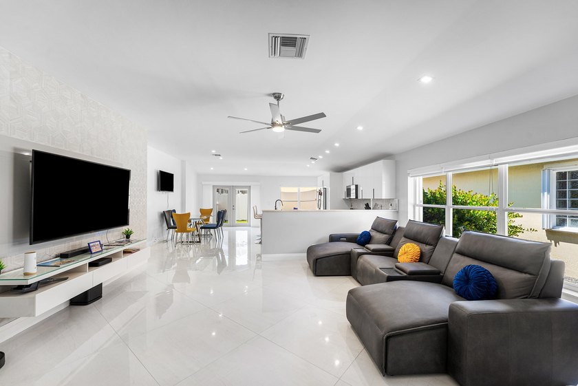 Welcome to this beautifully upgraded 2-story, 4-bedroom home - photo 3