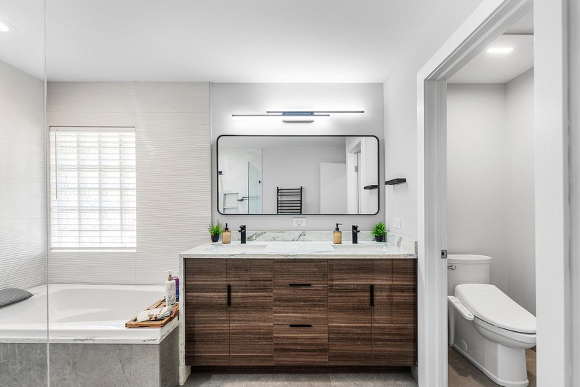 Welcome to this beautifully upgraded 2-story, 4-bedroom home - photo 8