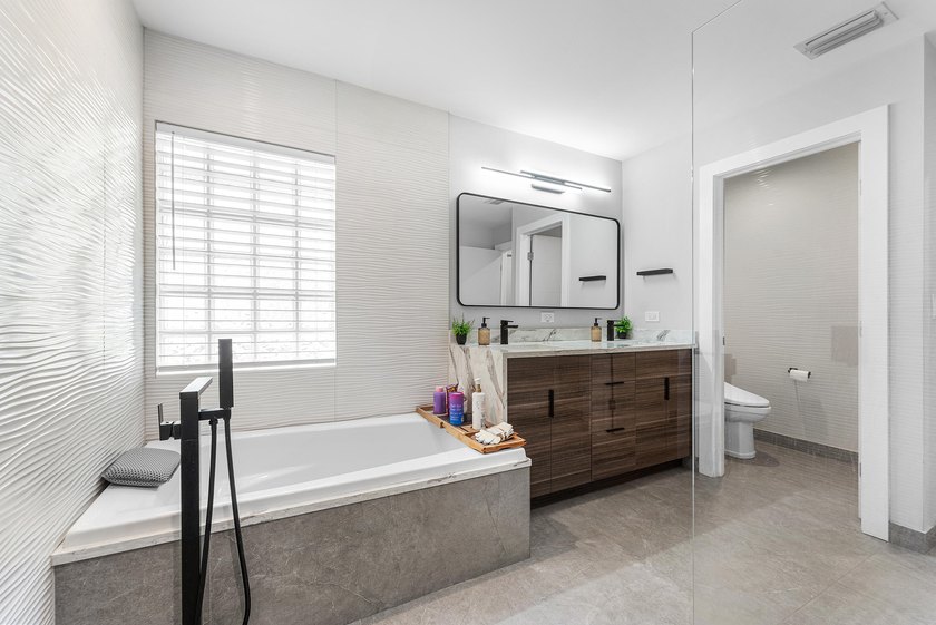 Welcome to this beautifully upgraded 2-story, 4-bedroom home - photo 10