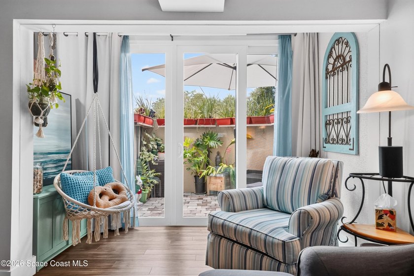 Beautifully reimagined 1st-floor condo offering the perfect - photo 12