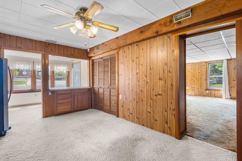 Bring your vision to this charming lakefront home on beautiful - photo 9