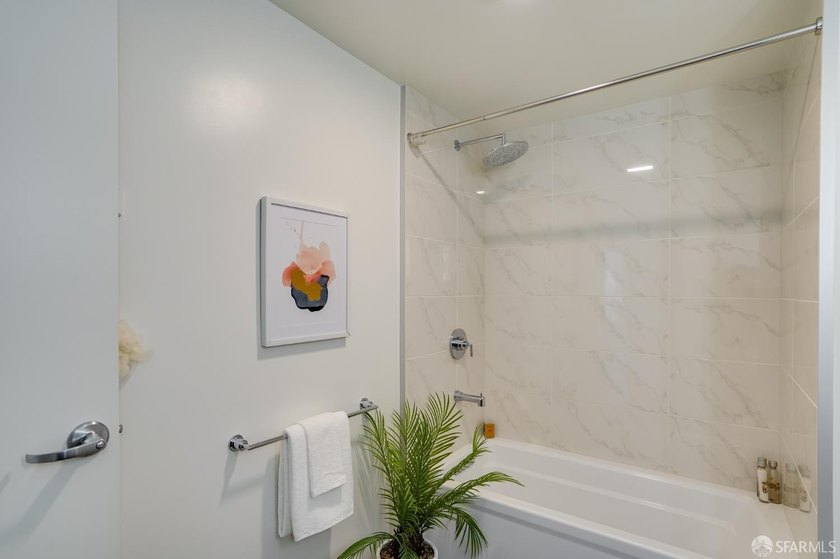 Experience waterfront luxury in this stunning 1-bedroom, 1- bath - photo 11