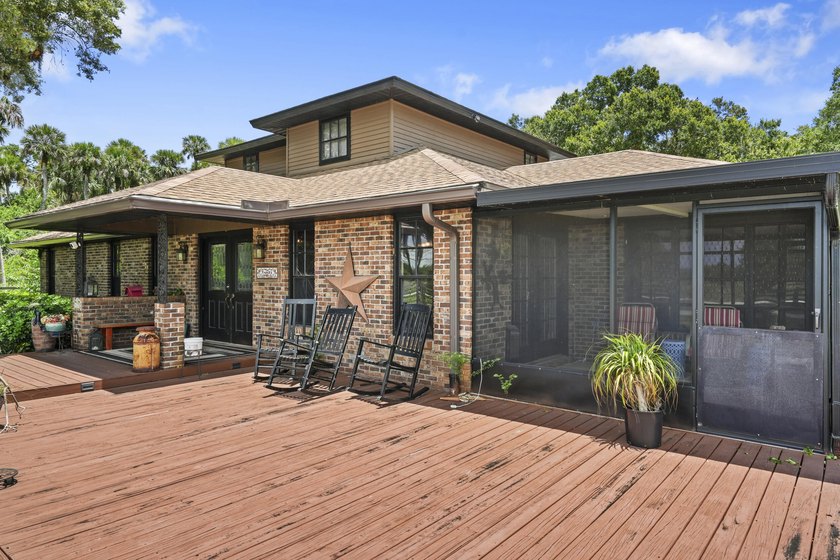 Country Estate with room to expand for all your needs whether - photo 38