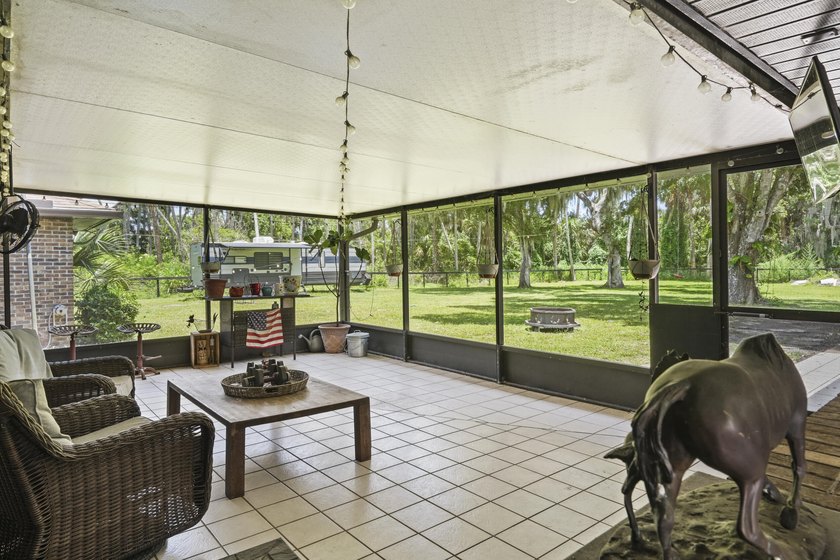 Country Estate with room to expand for all your needs whether - photo 45