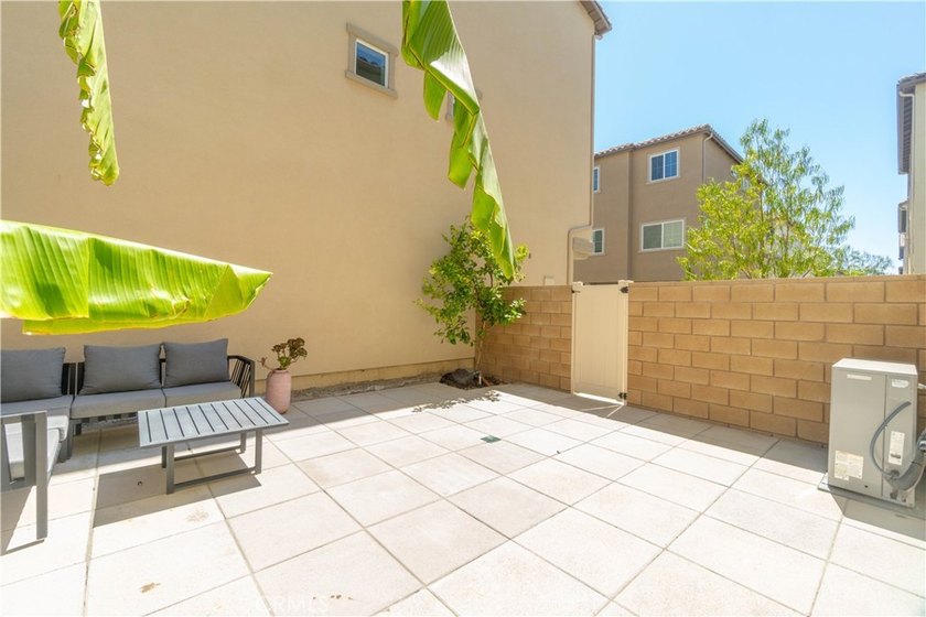 MUST SEE! TURNKEY SAN PEDRO CORNER LOT HOME! This Upgraded Home - photo 36
