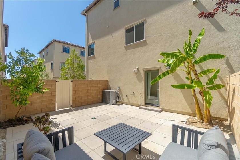 MUST SEE! TURNKEY SAN PEDRO CORNER LOT HOME! This Upgraded Home - photo 38