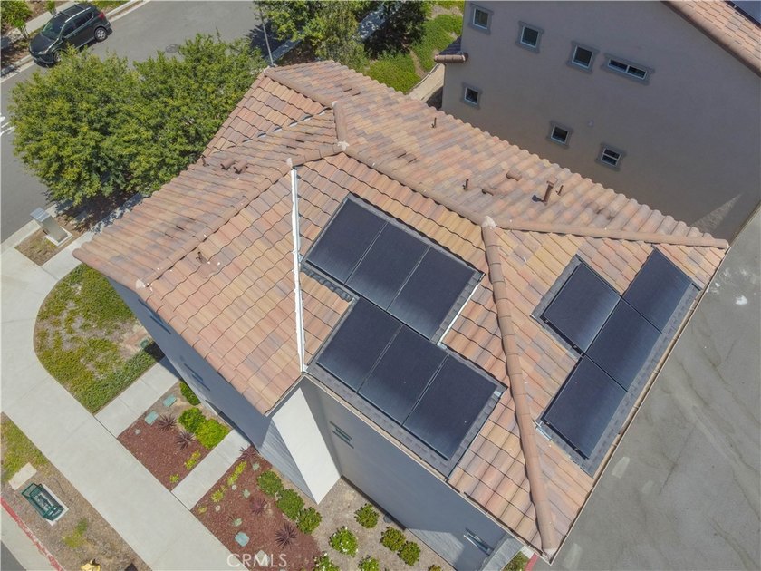 MUST SEE! TURNKEY SAN PEDRO CORNER LOT HOME! This Upgraded Home - photo 45