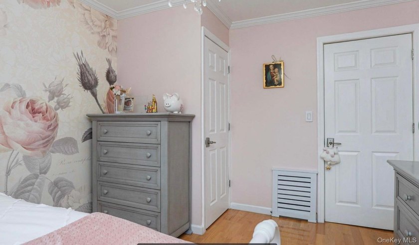 Move-In Ready with All Updated Features! This beautifully - photo 7