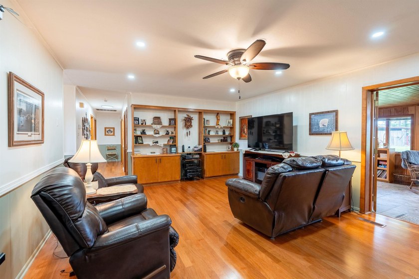 Endless Possibilities on 1.34 acres fully fenced. This - photo 8