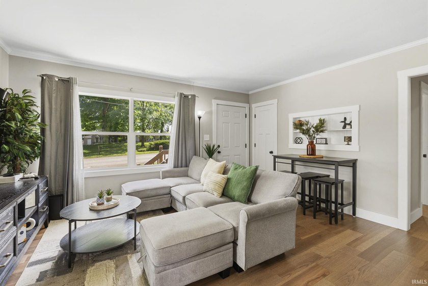 Looking for a home that's been updated and is ready for its next - photo 5
