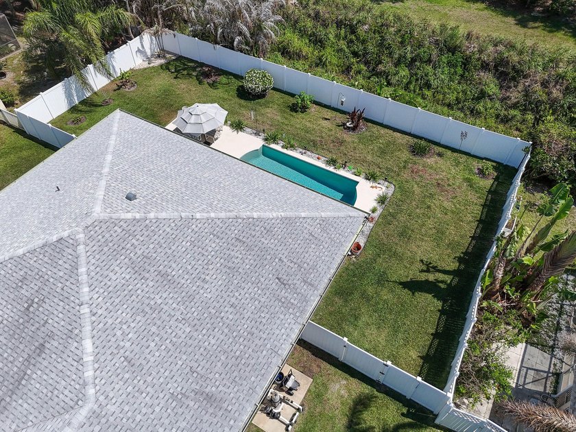 REDUCED! Spotless 3/2/2 POOL home in desirable Oleander Pines - photo 25