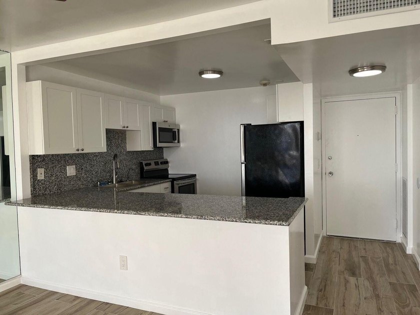 2 BEDROOM APARTMENT LOCATED IN A BEAUTIFUL AND PEACEFUL - photo 31