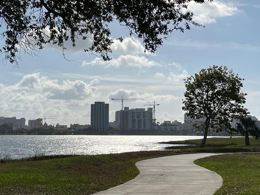2 BEDROOM APARTMENT LOCATED IN A BEAUTIFUL AND PEACEFUL - photo 33
