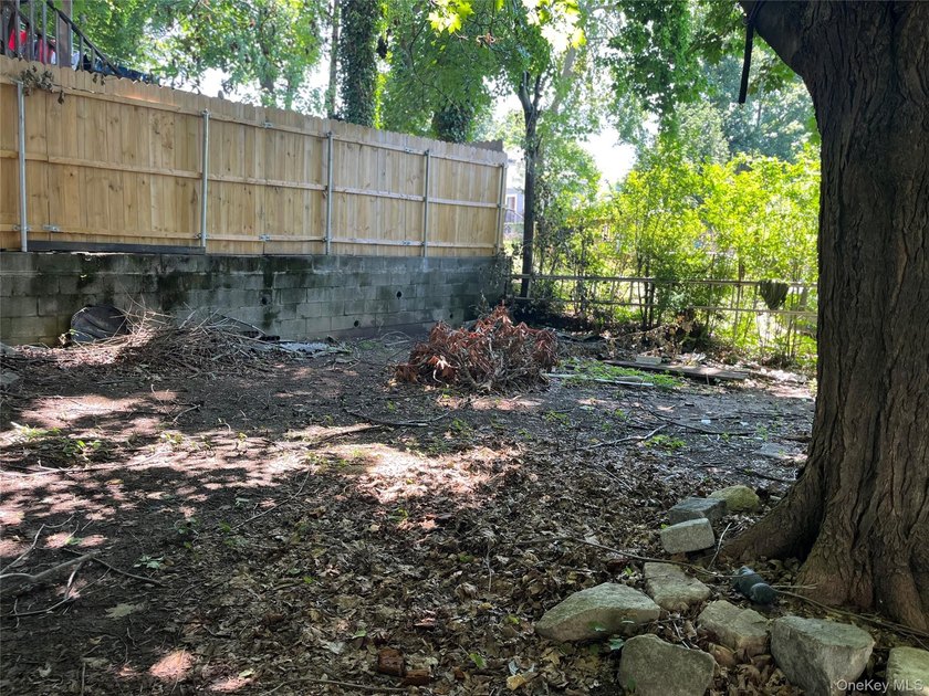 Bring your creativity (and contractor), roll up your sleeves and - photo 10