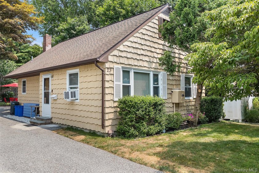 This lovingly maintained, one level home offers the ideal - photo 5