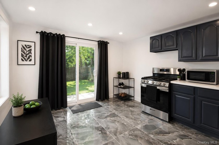 Opportunity awaits in this 3-bedroom, 1-bath home located in the - photo 4