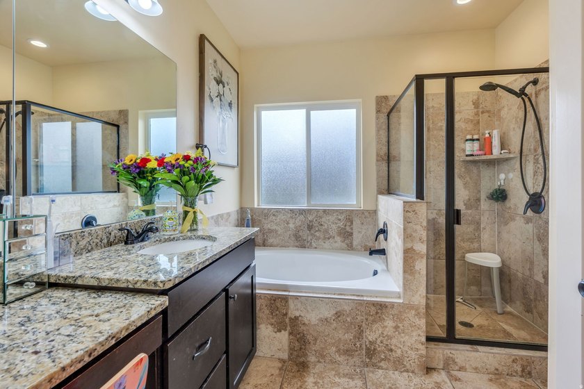 Welcome home to this beautiful Salem rambler with the space - photo 22