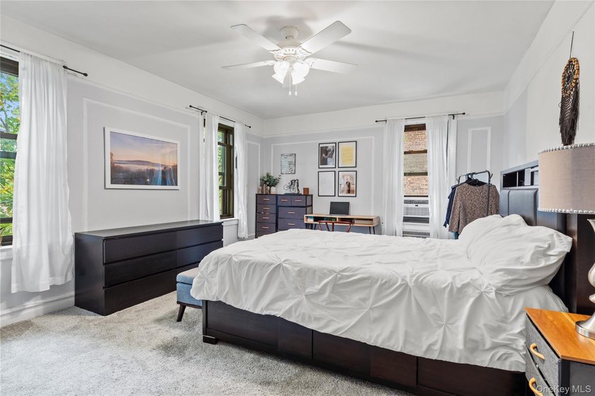 Welcome home to this warm, sunny, one bedroom at the Thomas - photo 5