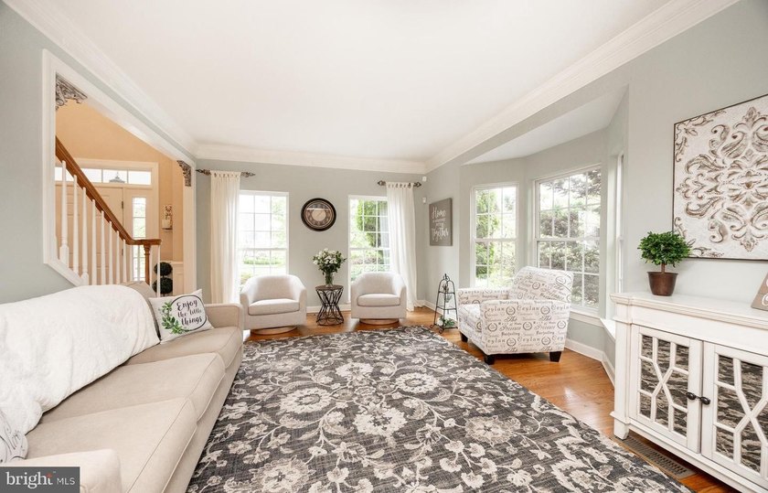 Available immediately! 1538 Tattersall Way is resplendent with - photo 4