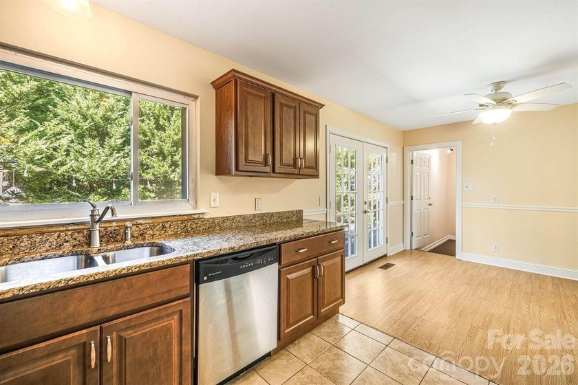 Imagine returning home in sought-after North Asheville. A - photo 14