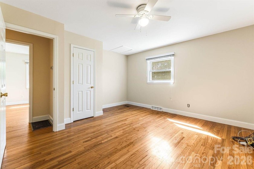 Imagine returning home in sought-after North Asheville. A - photo 21