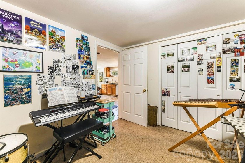Imagine returning home in sought-after North Asheville. A - photo 35