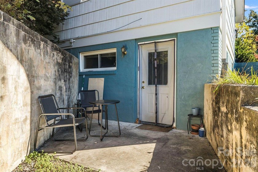 Imagine returning home in sought-after North Asheville. A - photo 38