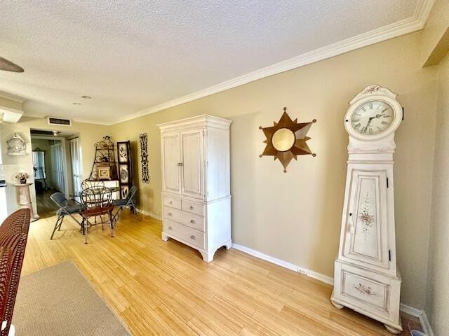 HOME SWEET HOME! Fully renovated penthouse condo right next to - photo 6