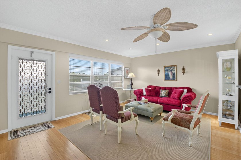 HOME SWEET HOME! Fully renovated penthouse condo right next to - photo 9