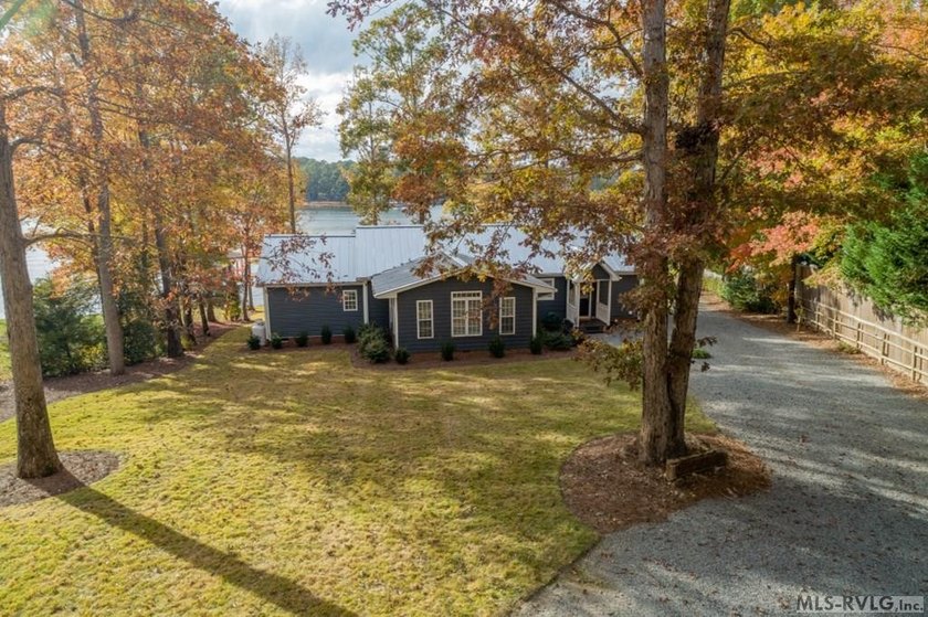 This fully furnished Lake Gaston waterfront home on Pea Hill - photo 39