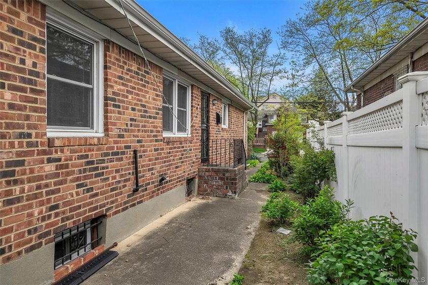 JUST REDUCED $130,000! Oversized Corner Property in a Prime - photo 19