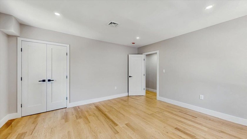 Welcome to this one-of-a-kind, fully gut-renovated 3-level - photo 21